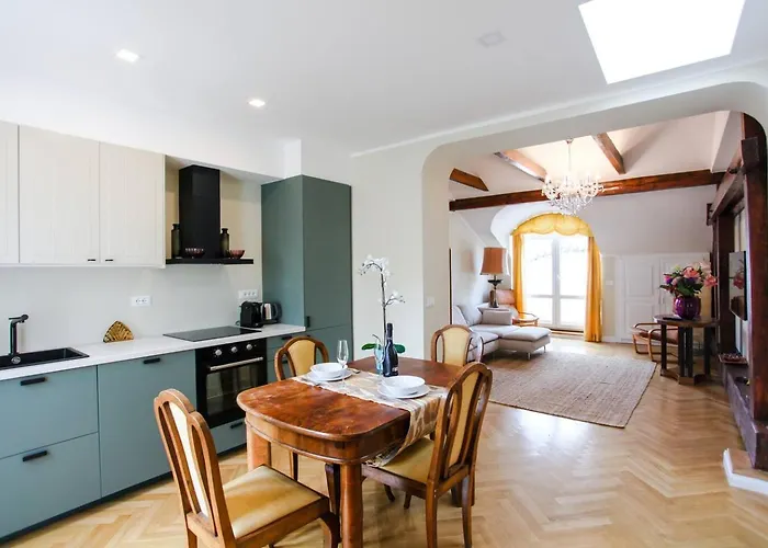 Charles Bridge Unique Maisonette