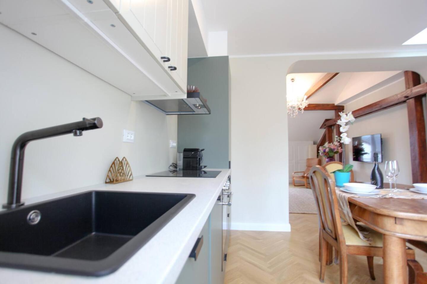 Apartment Charles Bridge Unique Maisonette Prag